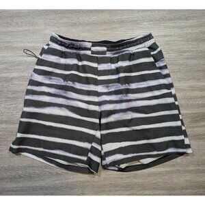 Men's Lululemon Pool Short 7" Size Medium Watercolor Stripe M7AYUS